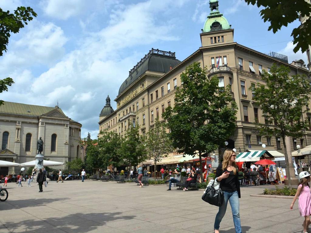 Octagon Main Square Apartment Zagreb Exterior photo