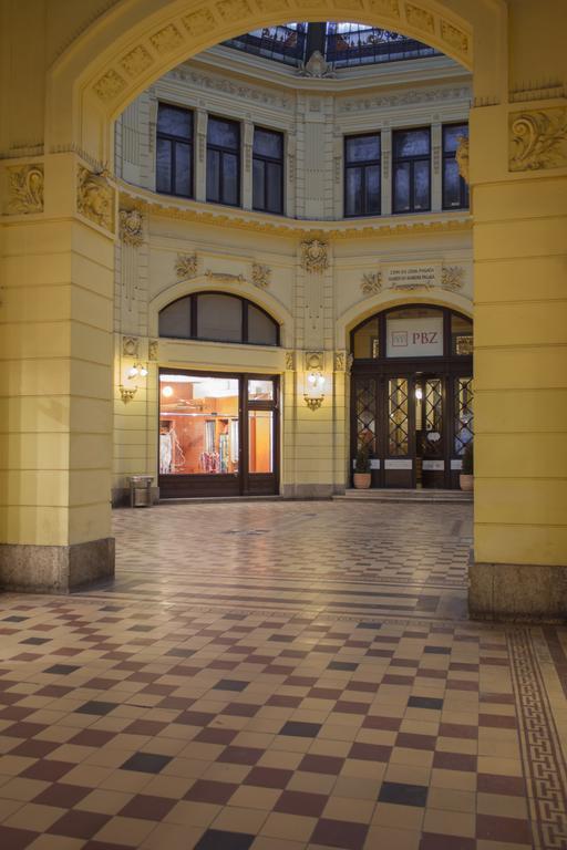 Octagon Main Square Apartment Zagreb Exterior photo